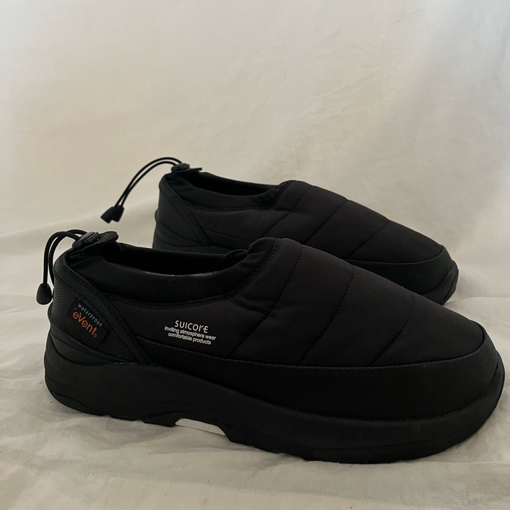 Suicoke pepper padded slip-on sneakers (Never worn)